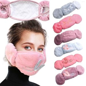 Berets Winter Warmer Fur Earmuffs Twee-in-One Mask For Face Accessories Vrouwen oorbovend cartoon schattige warme hoofdtelefoons