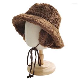 Beretten vrouwen herfst faux wol vaste kleur emmer hoed met oorhonden kinband dikke fuzzy pluche thermische visser dop oorwarmer