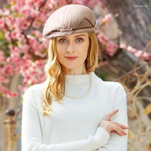 Bérets Femmes Automne Hiver Laine Béret Casquettes Classique Rétro Chapeaux Mode Chapeaux De Soleil En Plein Air Fête Voyage Réglable Taille US 7 1/8 UK M