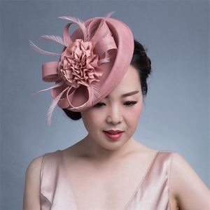 Berets Women Chic Fascinator Hat Cocktail Mariage de mariage Église Headpiece Kentucky Headwear Feather Accessoires Sinamay Fascin274i