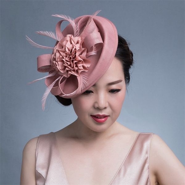 Bérets Femmes Chic Fascinator Chapeau Cocktail Fête De Mariage Église Casque Kentucky Chapeaux Plume Cheveux Accessoires Sinamay Fascinators 220922