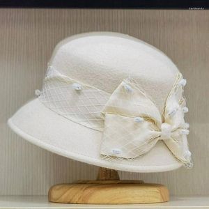 Berets vrouwen chique sluier fedora solide kleur warme winter hoed wollen cloche emmer met boog accent trouwjurk fascinator