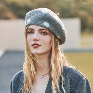 Bérets femmes filles béret bohême laine casquettes Vintage élégant dames hiver à pois imprimé chapeaux chaud bonnet chapeau