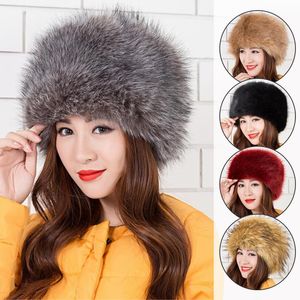 Berets vrouwen luxe faux bont sneeuw hoed winter pluizige dikke bommenwerper cap Russische warmer oorbeveiliging skigoeders