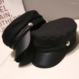 Berets Women S Black Beret Autumn Winter British Retro polyvalent Hat