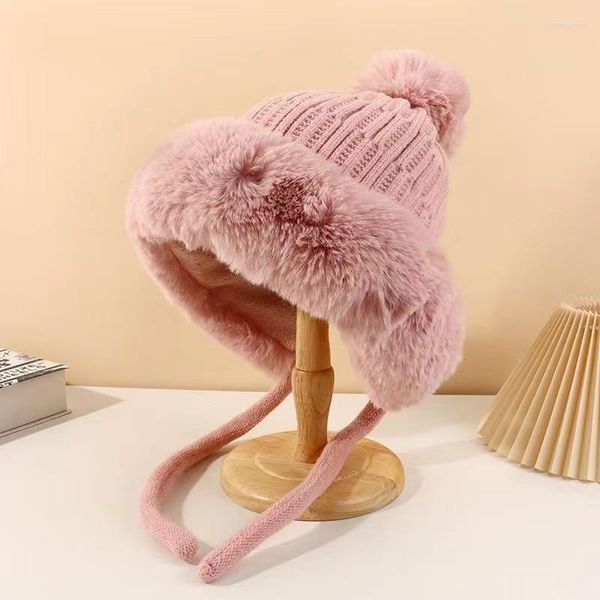 Bérets Chapeaux pour femmes Chapeaux de ski en plein air Chapeau en laine tricoté coupe-vent épais en peluche bonnets moelleux Ushanka fausse fourrure pompon hiver