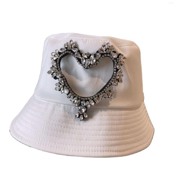 Boinas Primavera y verano para mujer Sombrero de pescador de campana retro británico Moda Todo fósforo Cara que cubre Rhinestones hechos a mano Amor Seda Ba