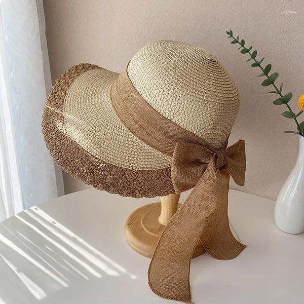 Bérets de paille pour femmes capuchon de soleil d'été Big Brim Vacation Beach Panama Korean Fashion Casual Fadies Bow Ribbon Bucket