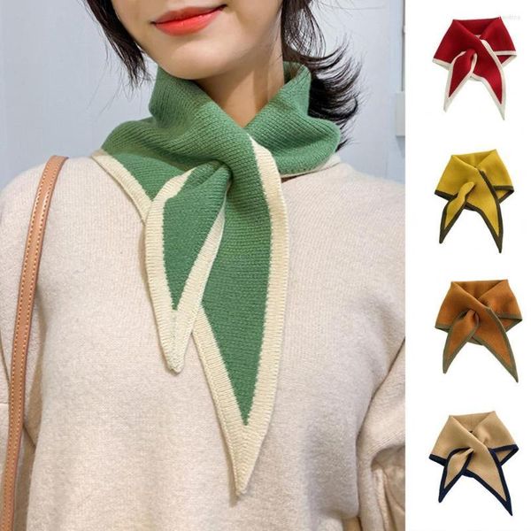 Bérets Femmes Écharpe Triangle Contraste Couleur Automne Hiver Simple Col À Tricoter Pour L'extérieur