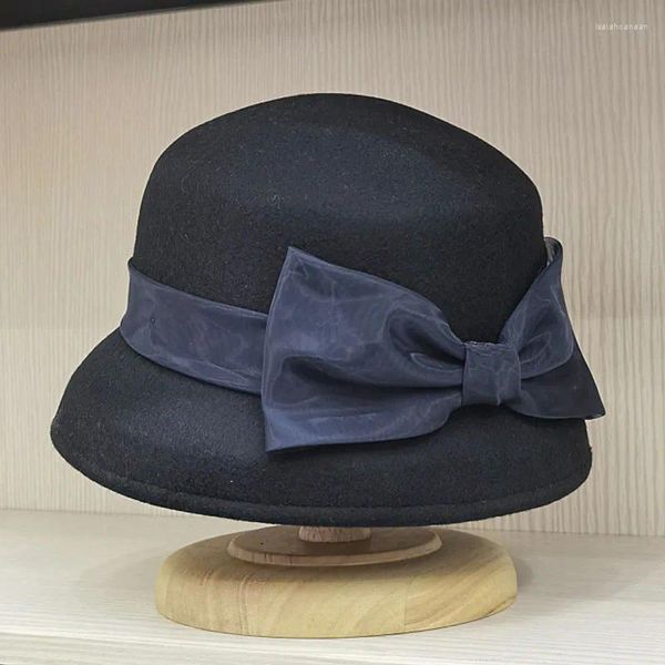 Bérets Femmes Couleur solide chapeau hiver laine Cloche Bucket avec accent arc feutre des chapeaux de mariage chu