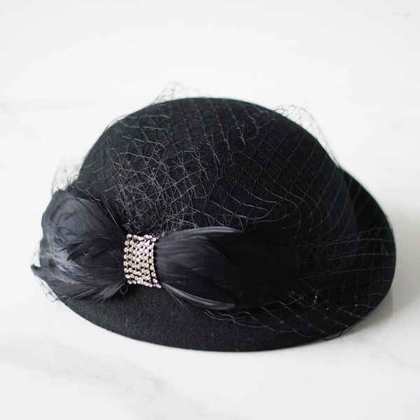 Bérets Femmes Béret Style Français Plume Arc Fansitor Chapeaux Voile Laine Feutre Robe Hiver Pilulier Événement Tea Party