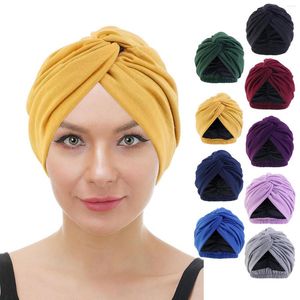 Bérets Femmes Couleur solide Imitation Silk Double couche chapeau de sommeil torsadé Makeuvré de beauté Makeup pour femmes Pack Caps