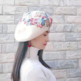 Boinas Lana Flor Boreta Bordado Brote de invierno Qiu Dong Folk Pintor Hat Tide Restaurando formas antiguas de literatura y arte