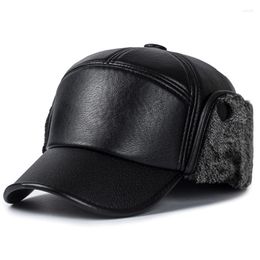 Bérets X7056 hommes hiver chapeau haut plat bombardier oreillette noir chaud épais Ski neige coupe-vent mâle russe oreille protection