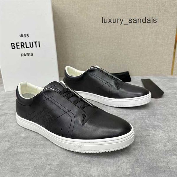 Berluti Zapatos de vestir de cuero para hombres Zapatos casuales para hombres Zapatos de moda y zapatos bajos con capucha de tatuaje Zapatos casuales Zapatos de tabla WN-M845