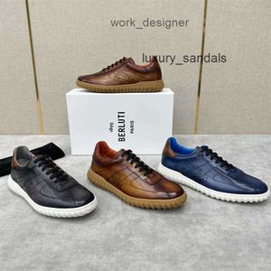 Berluti Mens Dress Lederen schoenen Casual Berluti/Bruti Mens Fashion Casual Shoes Low Cut Lace Up Sports Shoes Retro Style Duitse trainingsschoenen OC97 NH7D