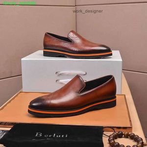 Berluti Mens Dress Shoes Leather Oxfords schoenen Berluti Heren High End Quality Cow Shoes Business Dress Lederen Schoenen Casual Stap op luie herenschoenen hbon p1em