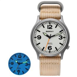 BERNY montre pour hommes léger 41g sport montres à Quartz lumineux étanche saphir verre montre-bracelet pour l'extérieur 240129