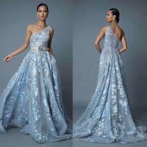 Berta 2019 Une Épaule Robes De Bal Bleu Clair Dentelle Appliqued Une Ligne Formelle Robes De Soirée Balayage Train Conception Pageant Robe De Tapis Rouge