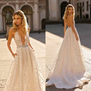 Berta 2020 robes de mariée de plage, plus la taille dentelle paillettes licou cou robes de mariée cristaux dos nu balayage train robes de mari￩e