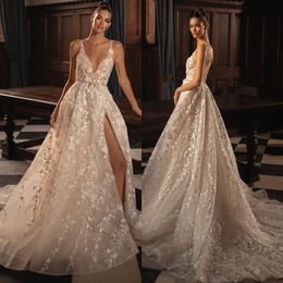 Berta A Line Robes pour la mariée V Neck Slit Lace Lace Marif Robe Vestidos de Novia Appliques sans dos Designer Bridal Robes