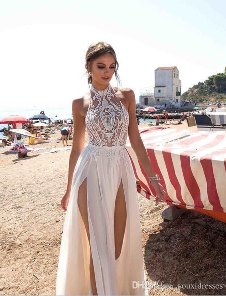 Berta Vestidos de novia bohemios 2019 Apliques de encaje con cuello halter Cuentas Vestidos de boda de playa con abertura lateral sexy Por encargo Barato Boho nupcial 232I