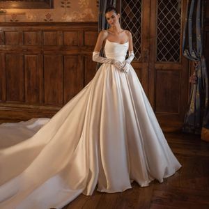 Berta Designer trouwjurken Strapless halslijn bruidsjurken geplooid een lijn satin sweep trein Vestido de novia 415