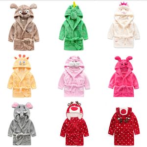 BERYMOND Kinderbadjassen Baby Robe Hooded Flanel Pyjama Jurk Badjassen Kinderen Zacht Badjassen Poncho Handdoek Kleding 201104