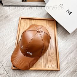 Designer Cap Lamb Leather Hat Luxury Baseball Cap Men and Women Fashion Summer Casual Casquette Hundred Take Protection Sun Hat Retro Classic 4 Coloured Bur Cap