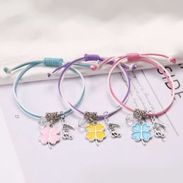 Meilleur ami Student Person Bracelet tissé Bracelet Coréen Version coréenne Simple et mignon Trois pièces Pure Handmade Color Corde Ship Hmade
