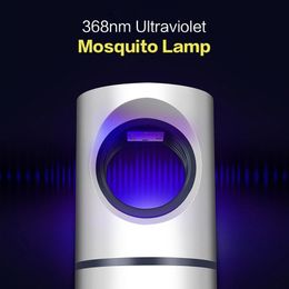 Meilleur LED PhotoCatalyseur Mosquito Killer lampe USB Powered Powered Insect Killer non toxique Protection UV silencieuse Convient aux femmes enceintes et aux bébés