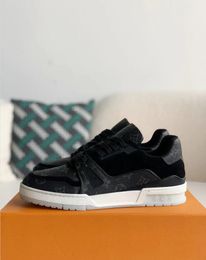 Best de qualité noire de créateurs de baskets entraîner chaussures de mode grande taille de meilleure qualité du navire rapide taille 46