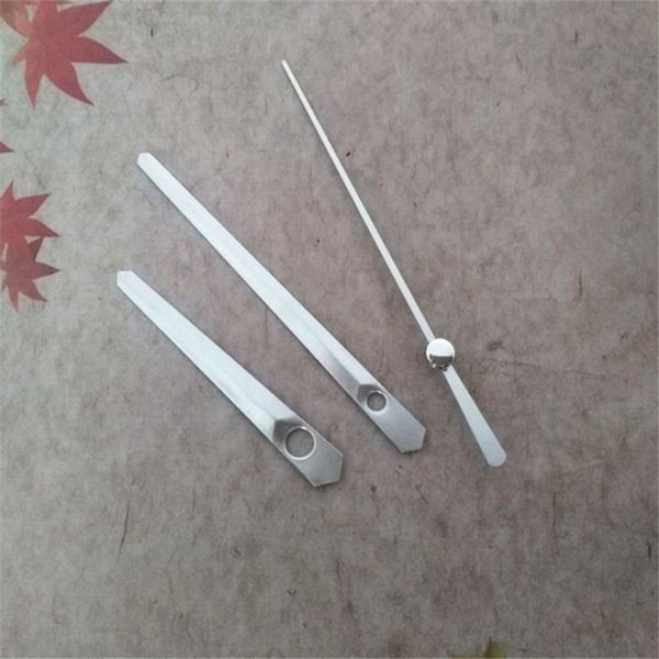 Mejor venta 50PCS Manos de metal plateado para herramienta de reparación Reloj de pared de bricolaje con punto de reloj