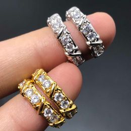 Beste verkoopmerkontwerper Natuurlijke Diamond Kruisoorbellen Custom Shiny Moissanite Diamond 18K Gold Silver C Earrings Women Luxe