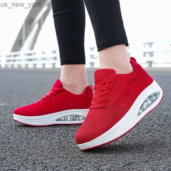 La mejor venta de zapatillas de deporte para mujer Diseñador de lujo Entrenador Zapatos góticos Absorción de impacto Zapatos de tacón alto Plataforma de malla Oxfords Tenis