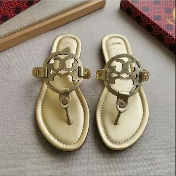 Designer Sandal Sandal Miller Slippers Torybutch Sandal Fashion Fashion Fashion Flat Sandale Factory Flip Flip Flops Shoe authentique Cuir Pink Chaussures 703