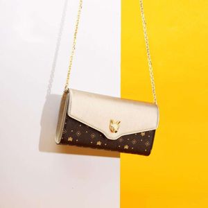 Best verkopende schoudertas Nieuwe 90% Factory Direct Sales Golden Fox Chain Smak Bag For Women New Fashion Mini Envelope Trendy Summer One Shoulder Handhel Bags