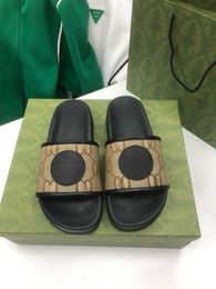 Designers à succès des concepteurs de luxe pantoufles de luxe Slide marque Lady Slipper Rubber Hollow Platform Sandales Interlock G Plateforme de sandale lnterlocking éraflures G charmant