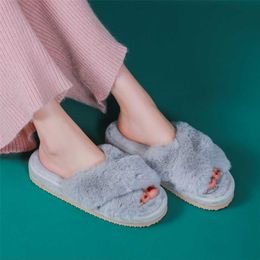 Bevergreen Winter Luxe Vrouwen Bont Slippers Open Teen Cross Band House Girls Fluffy Dia's 3 cm Hak Dames Platformschoenen 211229