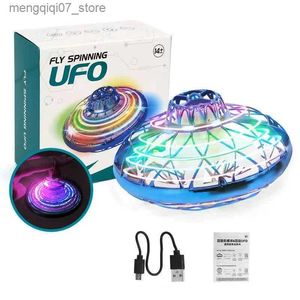 Beyblades Metal Fusion Mini platillo volador Gyro Ball Toy Control de mano Drone con LED Boomerang UFO Spinner Flying Ball Fidget Toys para niños Regalos familiares L240304