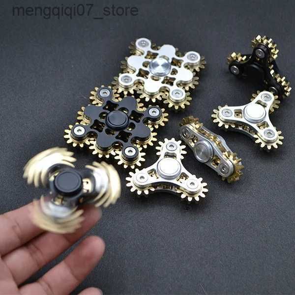 Beyblades Metal Fusion Nuevos engranajes Fidget Spinner Fingertip Finger Top Gyro Metal Toys EDC ADHD Fidget Hand Spiner Espiral Escritorio Anti Estrés Finger Game L240304