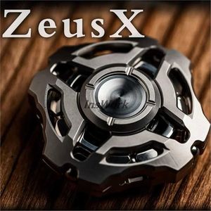 Beyblade Metal Fusion WANWU EDC Zeus X, Structure de liaison, alliage de titane, bout du doigt, gyroscope, anneau de doigt, jouet de décompression L240304