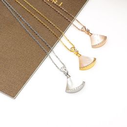BGARI TOP ﾠ colliers de qualité diamants plaqué or 18 carats collier de bijoux de qualité supérieure collier de créateurs de luxe reproductions officielles 5A mode cadeau exquis