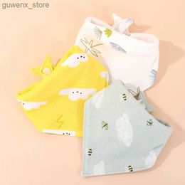 Bibs Burp Doeken 3 stks/set pasgeboren baby slabbetjes voeding kwijl bibben cartoon wolken blad pattarn driehoek handdoek katoen baby slabbetjes groothandel y240415y240417qor9