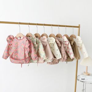 Bibs Burp Tissu de bébé alimentation Bibs avec de la poche pour les ailes anges nés enfants étanche à manches longues art smock bébé truc