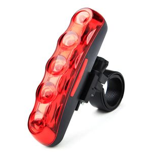 Vélo 5-LED Feu rouge Avertissement de bicyclette Faisceau arrière de feu arrière Lampe clignotante Lampe de vélo 1 pcs
