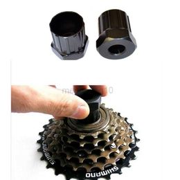 Outils de vélo Cassette de vélo Volant d'inertie Roue libre Outil de réparation de démontage Outil de réparation 12 dents Clé en acier au carbone durable HKD230807