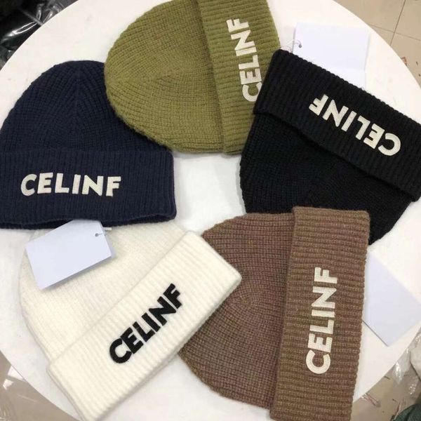 Grande marque CELINF magasins tricotés 2023 automne/hiver bonnet de créateur/casquettes de crâne vent empilé Baotou lettre actrice chapeau de laine côtelé
