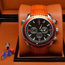 Grote korting Sport Chronograph Limited Watch Orange Bezel Black Dial Quartz Professional Dive polshorloge vouw Clasp Men Watche231T