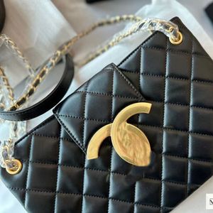 Grote gouden metalen handtas met logo Designertas Luxe lederen clutch Tas Mode Cross Body schoudertas Klassieke Messenger Bag Feesttas voor dames Perfecte hardware